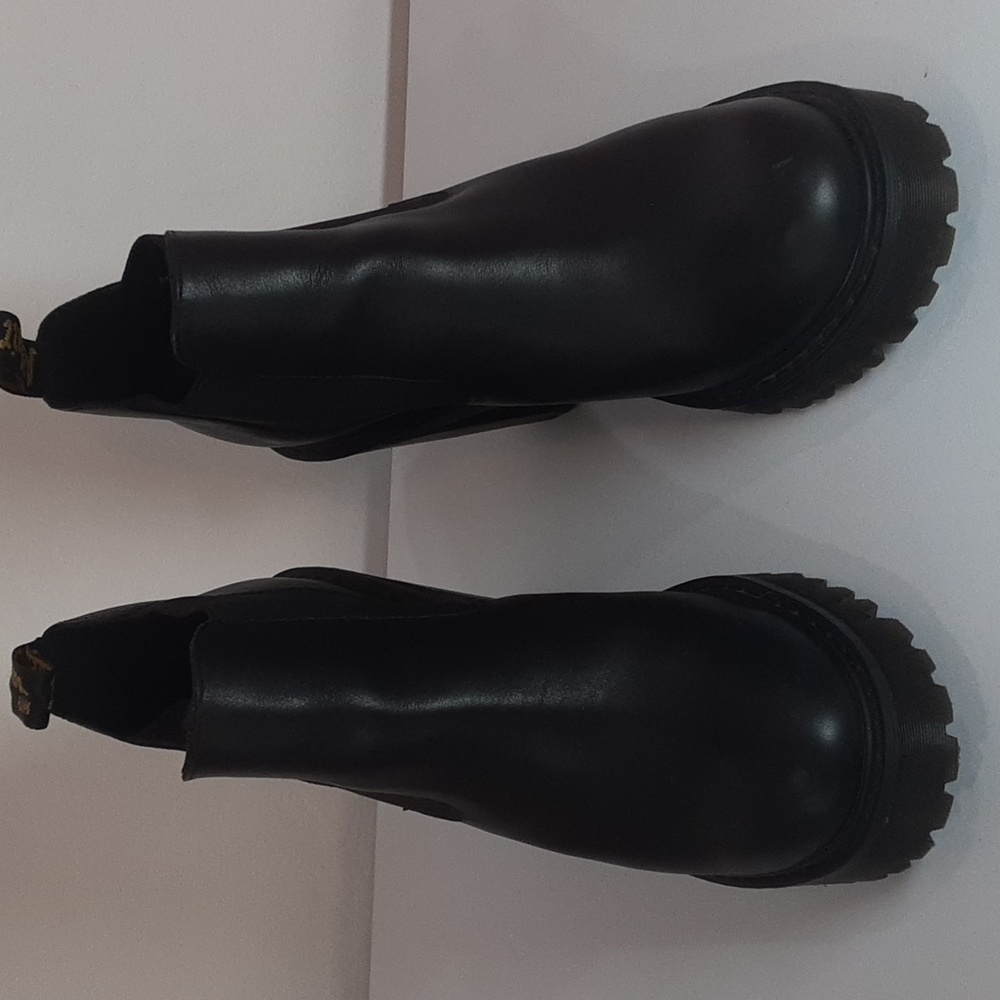 Dr. Marten Black Boots